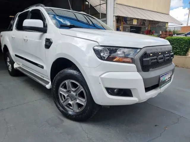 Carro Ford Ranger Cabine Dupla 2019 Ranger 2.2 TD XLS CD 4x4 (Aut)