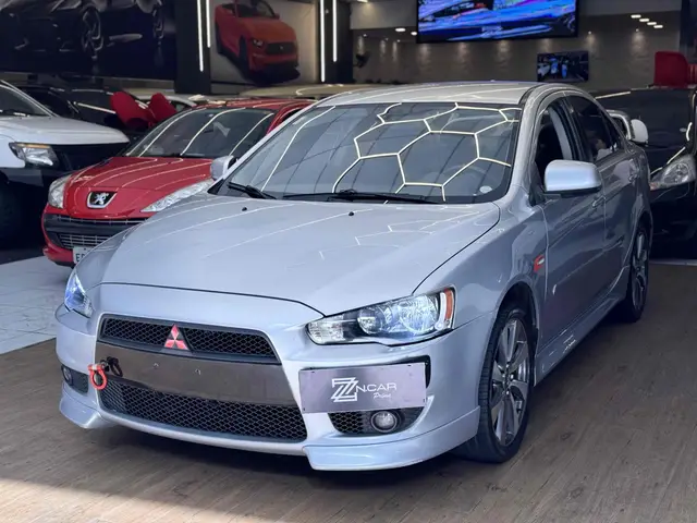 Carro Mitsubishi Lancer 2013 2.0 16V
