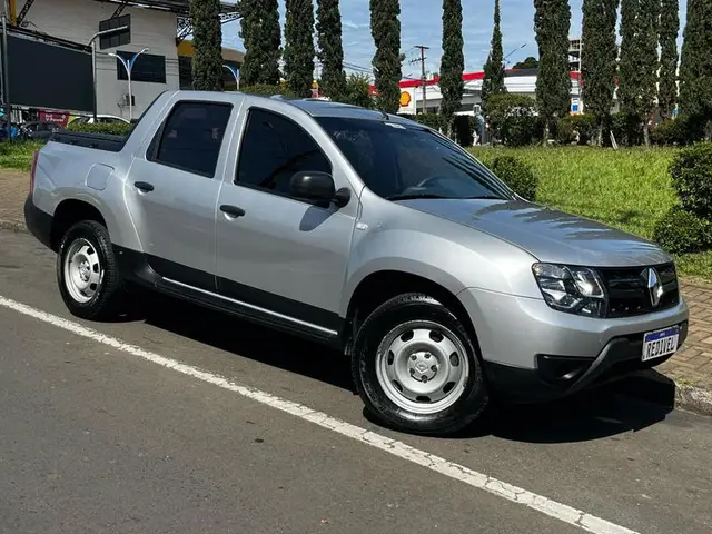 Carro Renault Duster Oroch 2018 2.0 16V Dynamique (Flex)