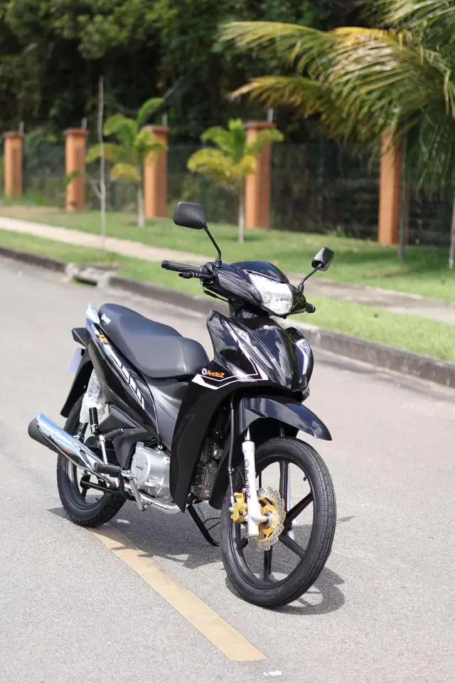 Moto Avelloz AZ1 2026 50cc