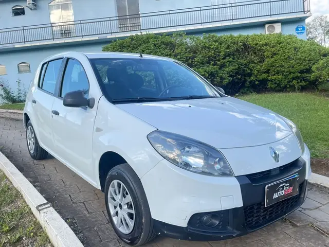 Carro Renault Sandero 2014 Authentique 1.0 16V (flex)