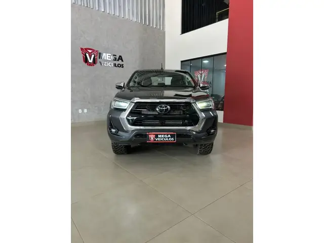 Carro Toyota Hilux Cabine Dupla 2021 SRX 2.8 TDI CD 4x4 (Aut)