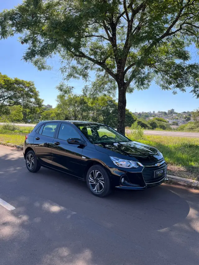 Carro Chevrolet Onix 2024 LT 1.0 Turbo