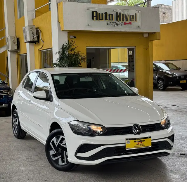 Carro Volkswagen Polo 2024 Track 1.0 Flex 12V 5p