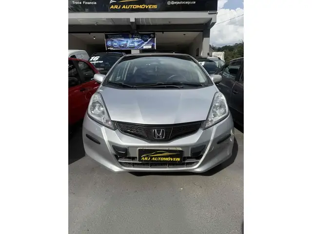 Carro Honda Fit 2014 LX 1.4 (flex)