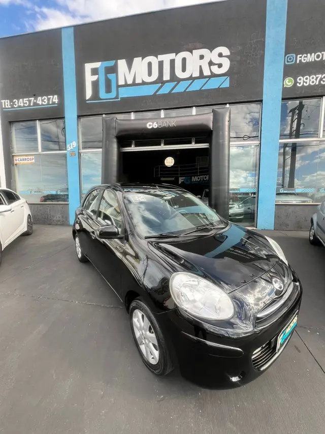 Carro Nissan March 2012 1.6 16V SV (Flex)