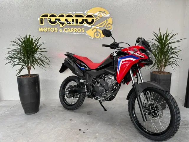 Moto Honda XRE Sahara 300 2026 Rally