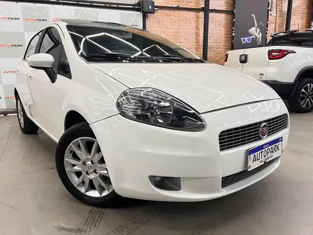 Carro Fiat Punto 2011 Essence 1.6 16V (Flex)