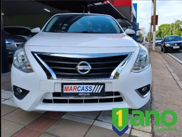 Carro Nissan Versa 2017 1.6 16V Unique CVT (Flex)