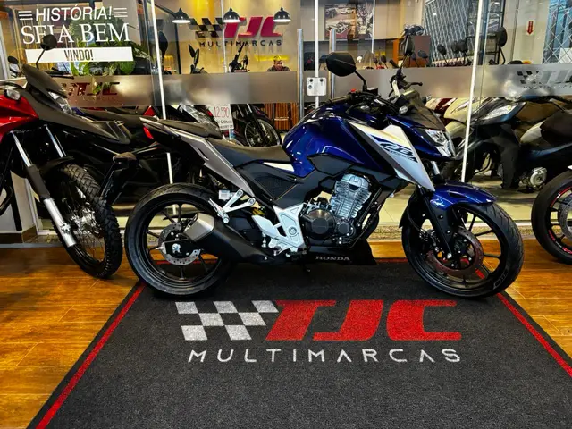 Moto Honda CB 300F Twister 2026 CBS