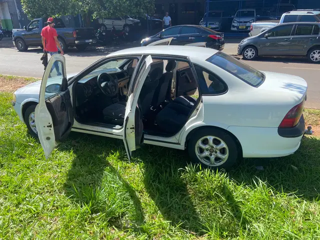 Carro Chevrolet Vectra 1998 GLS 2.0 MPFi (nova série)