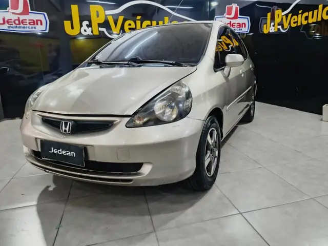 Carro Honda Fit 2006 LX 1.4