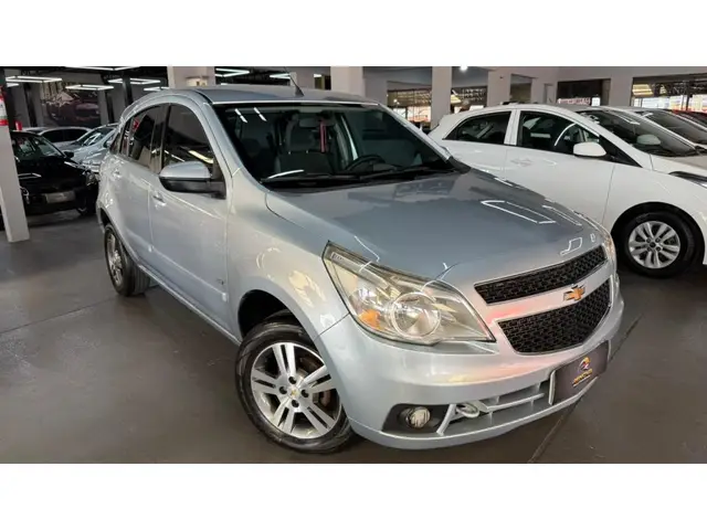 Carro Chevrolet Agile 2011 LTZ 1.4 8V (Flex)