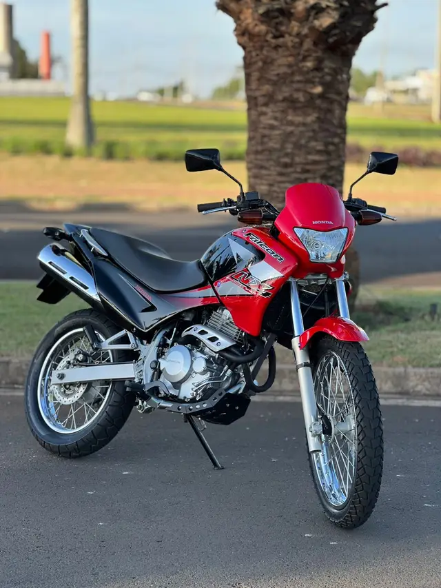 Moto Honda NX 4 Falcon 2004 400