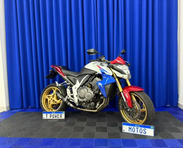 Moto Honda CB 1000R 2015 (ABS)