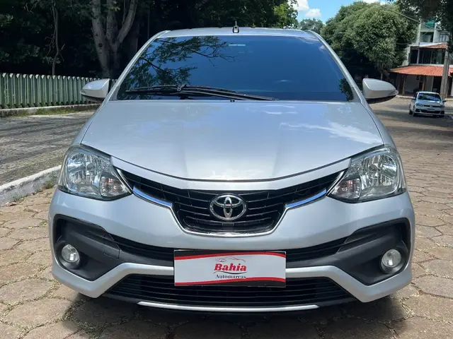 Carro Toyota Etios 2018 Platinum 1.5 (Aut) (Flex)