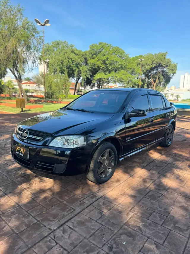 Carro Chevrolet Astra Hatch 2009 Advantage 2.0 (Flex)