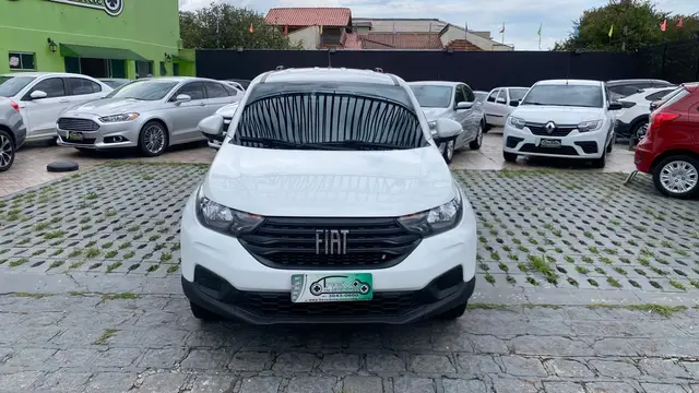 Carro Fiat Strada 2023 Freedom 1.3 CD (Flex)
