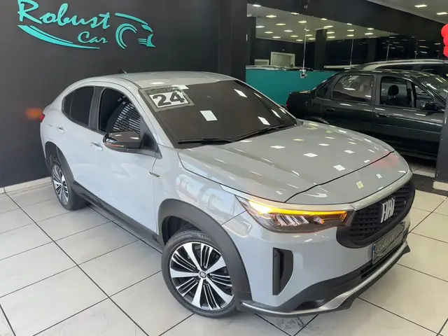 Carro Fiat Fastback 2024 Audace