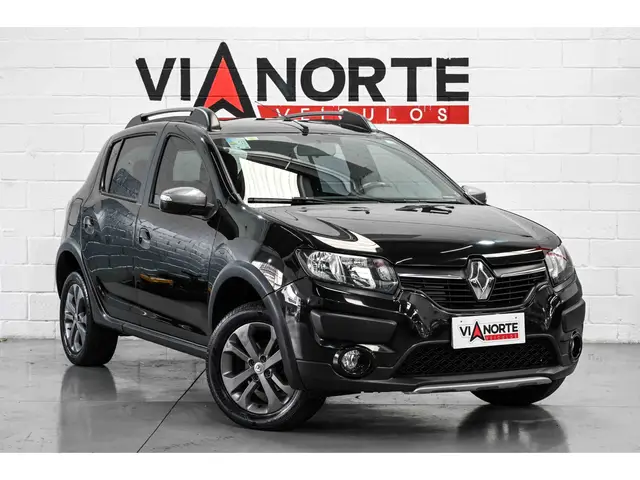 Carro Renault Sandero Stepway 2017 Rip Curl 1.6 8V (Flex)