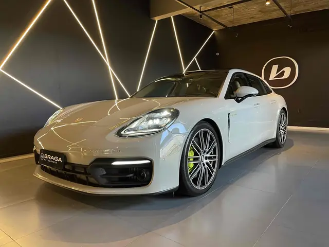 Carro Porsche Panamera 2023 Panamera 4 Sport Tur. 2.9 462cv (Híb.)
