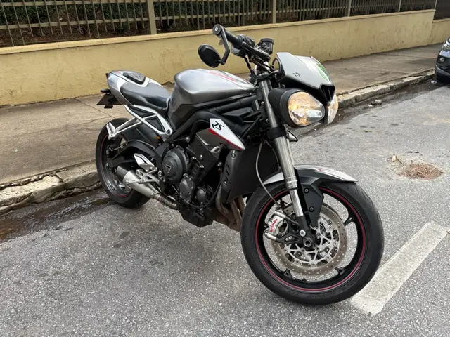 Moto Triumph Street Triple 765 2018 765 RS (ABS)