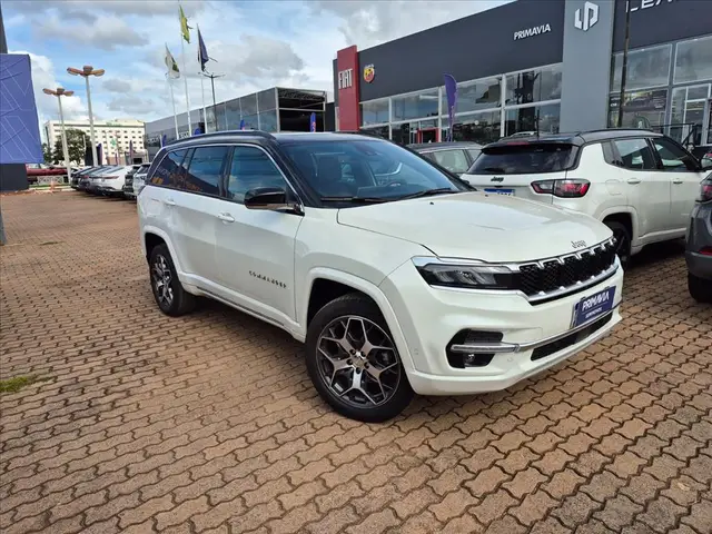 Carro Jeep Commander 2023 Overland 2.0 TD380