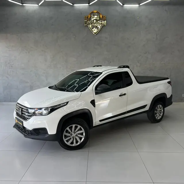 Carro Fiat Strada 2023 Endurance 1.4 Cabine Plus (Flex)