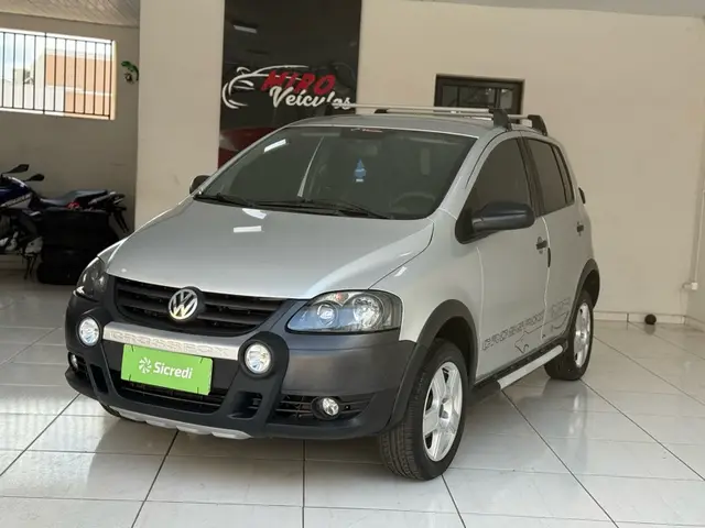 Carro Volkswagen CrossFox 2010 1.6 (Flex)