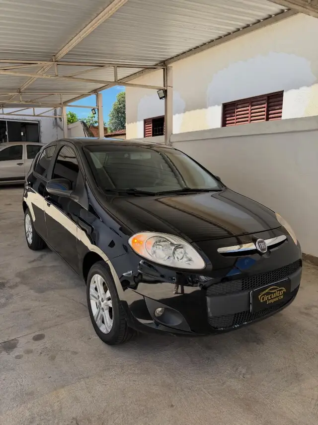 Carro Fiat Palio 2013 Essence 1.6 16V (Flex)