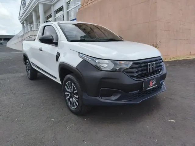 Carro Fiat Strada 2023 Endurance 1.4 Cabine Plus (Flex)