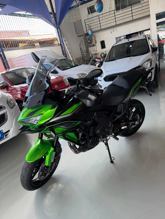Moto Kawasaki Versys 2023 Tourer