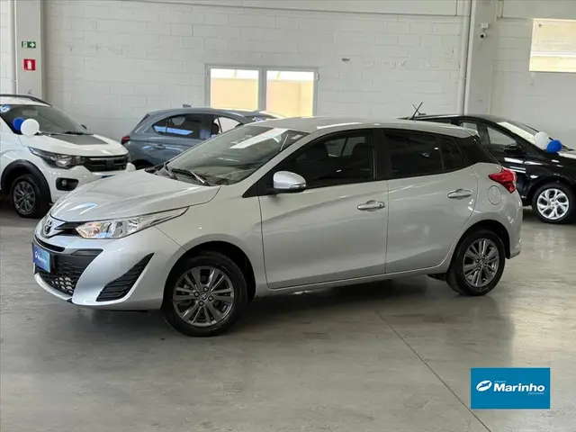 Carro Toyota Yaris Sedan 2022 1.5 XL Plus Connect CVT (Flex)