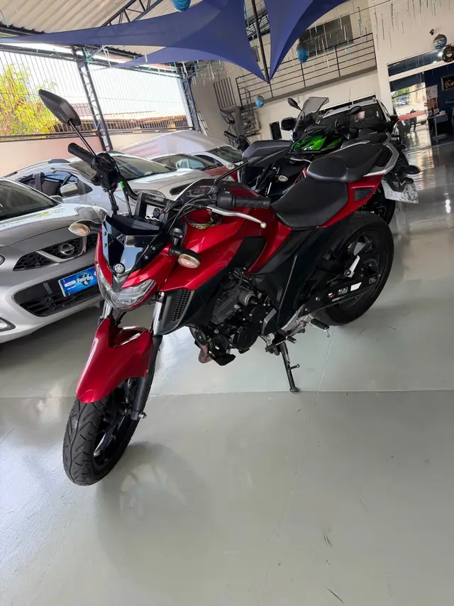 Moto Yamaha YS 250 Fazer 2020 ABS