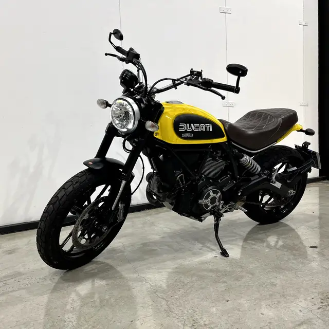 Moto Ducati Scrambler 2016 Icon