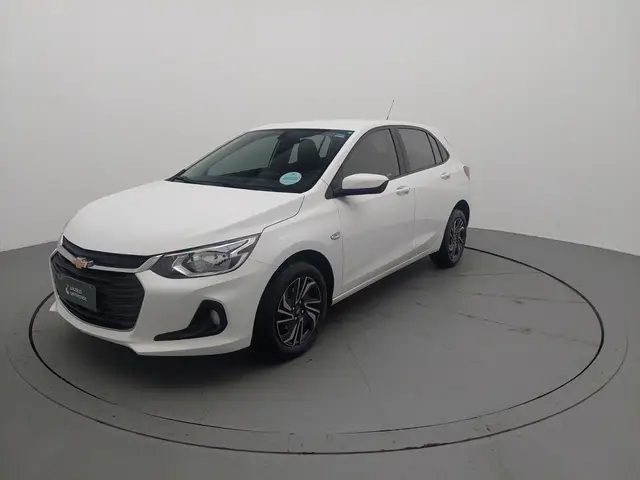Carro Chevrolet Onix Plus 2024 LT 1.0