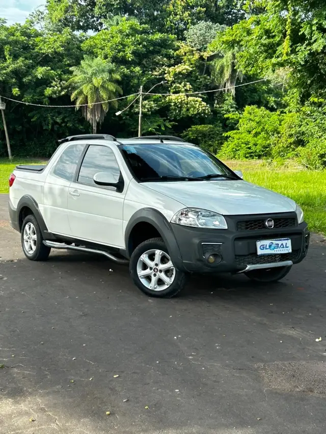 Carro Fiat Strada 2018 Hard Working 1.4 (Flex) (Cabine Dupla)