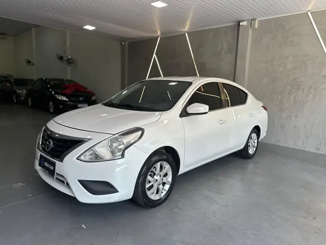 Carro Nissan Versa 2016 1.6 16V SL (Flex)