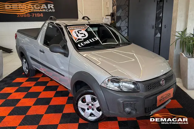Carro Fiat Strada 2015 Working 1.4 (Flex)
