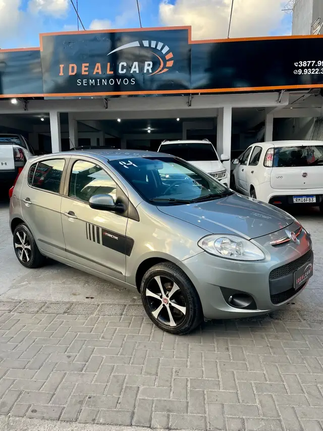 Carro Fiat Palio 2014 Attractive 1.0 8V (Flex)