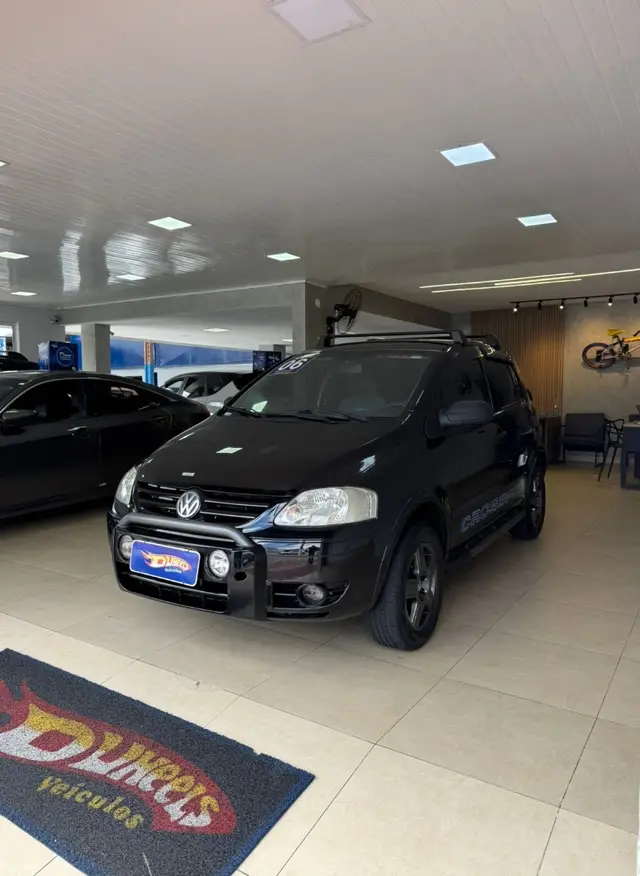 Carro Volkswagen CrossFox 2006 1.6 (Flex)