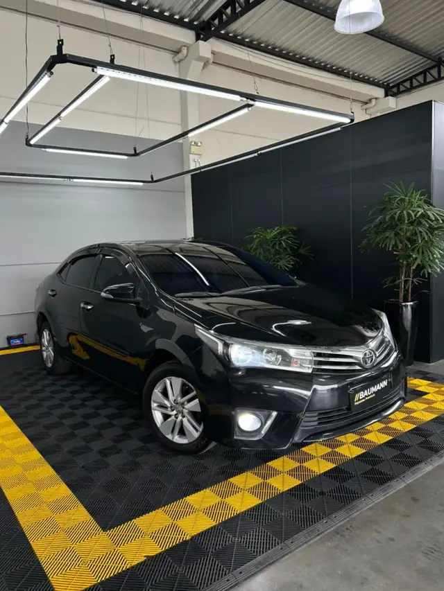 Carro Toyota Corolla 2017 1.8 Dual VVT GLi Multi-Drive (Flex)
