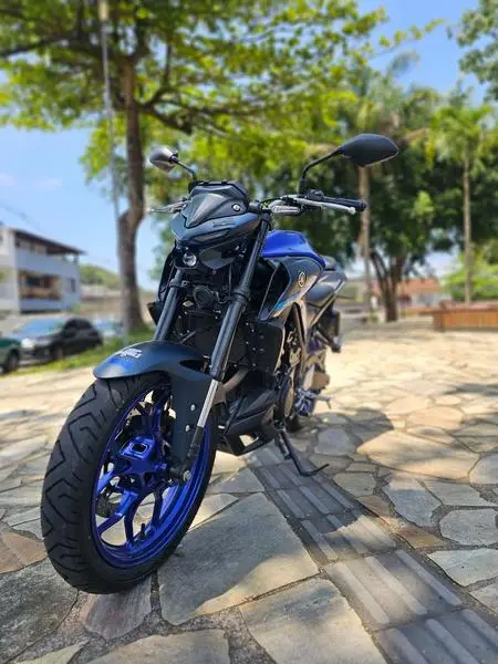 Moto Yamaha MT-03 2024 ABS