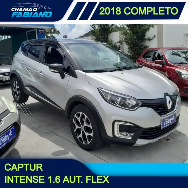 Carro Renault Captur 2018 Intense 1.6 16v SCe CVT (Flex)