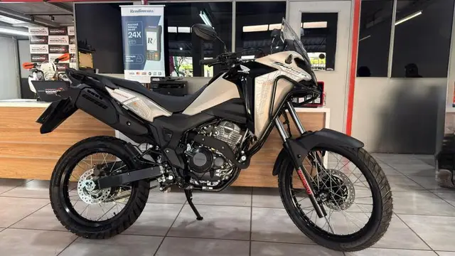 Moto Honda XRE Sahara 300 2026 Adventure