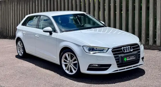 Carro Audi A3 2016 1.8 TFSI Ambition S Tronic