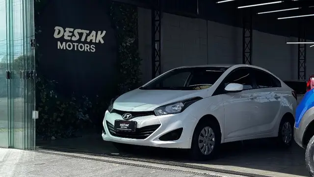 Carro Hyundai HB20S 2015 1.6 Comfort Plus (Flex)