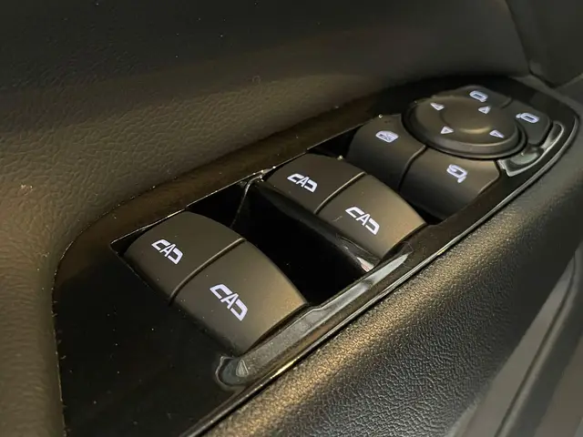 Carro Chevrolet Equinox 2022 Premier 1.5 16V Turbo AWD (Aut)