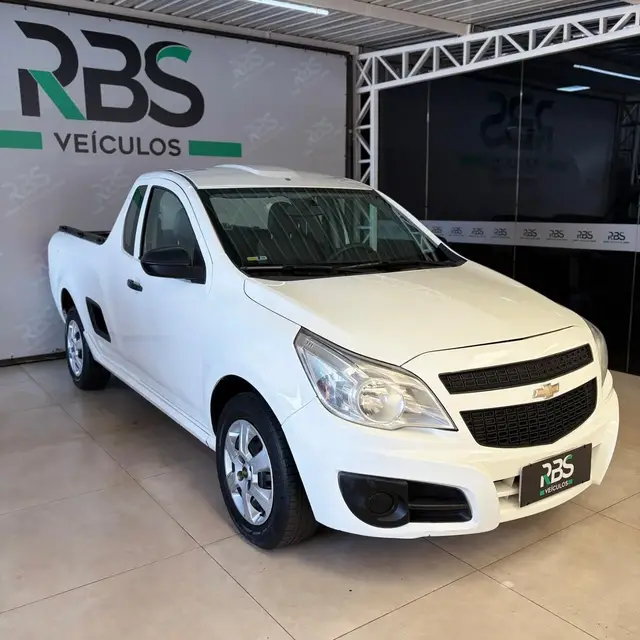 Carro Chevrolet Montana 2019 LS 1.4 (Flex)