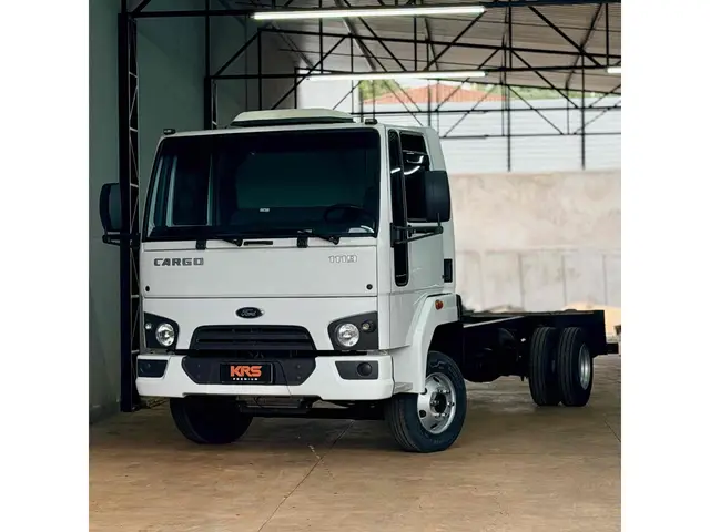 Caminhão Ford Cargo 1119 2019 Cargo 1119